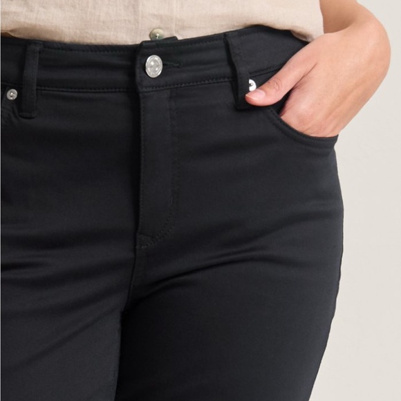 Tommy Bahama Women's Classic Black Straight Leg Jeans boracay beach high rise 2 - Picture 9 of 9